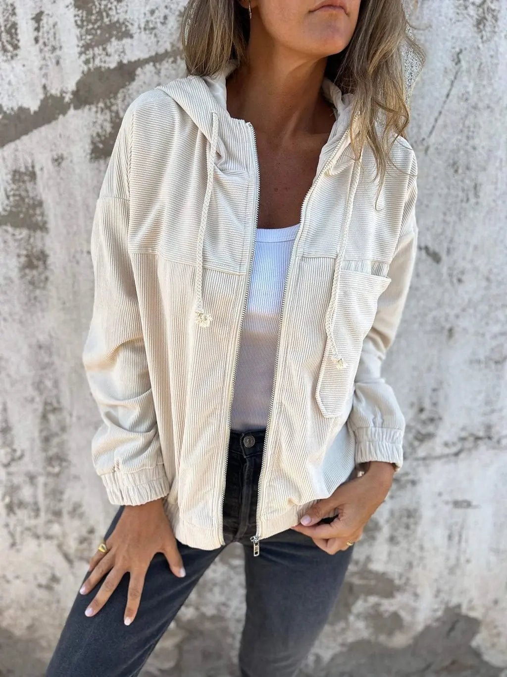 Zeya™ | Chic ribbed zip hoodie